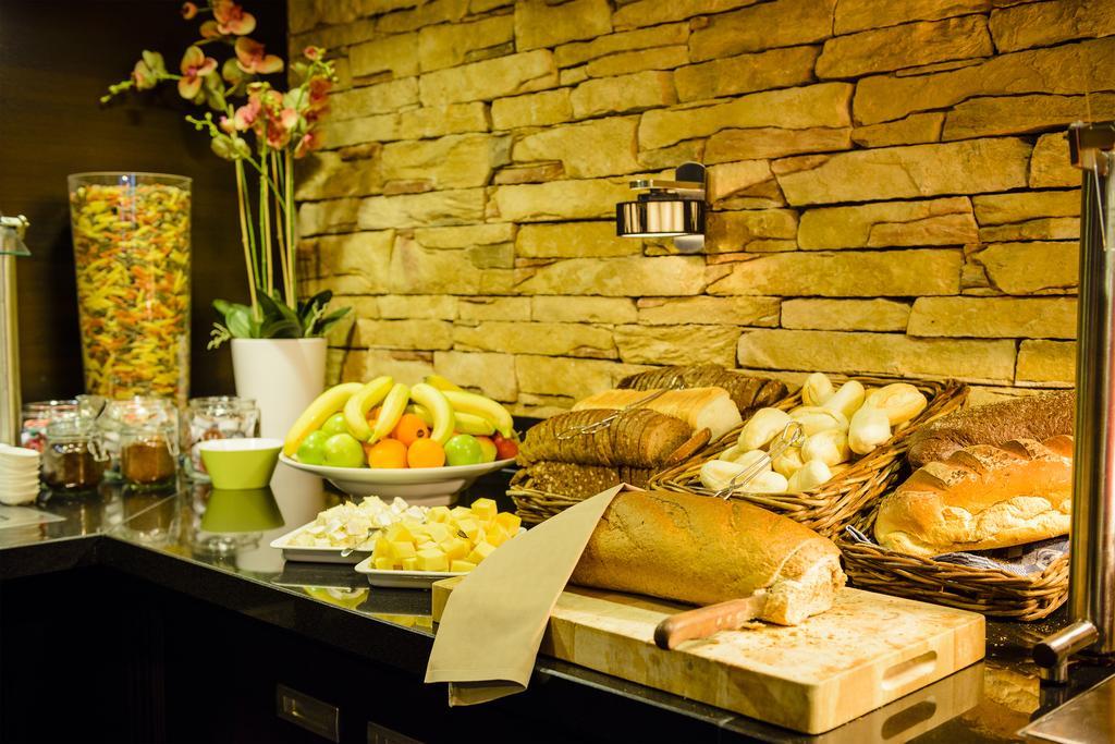 Fletcher Hotel - Restaurant De Cooghen Де-Коог Екстер'єр фото